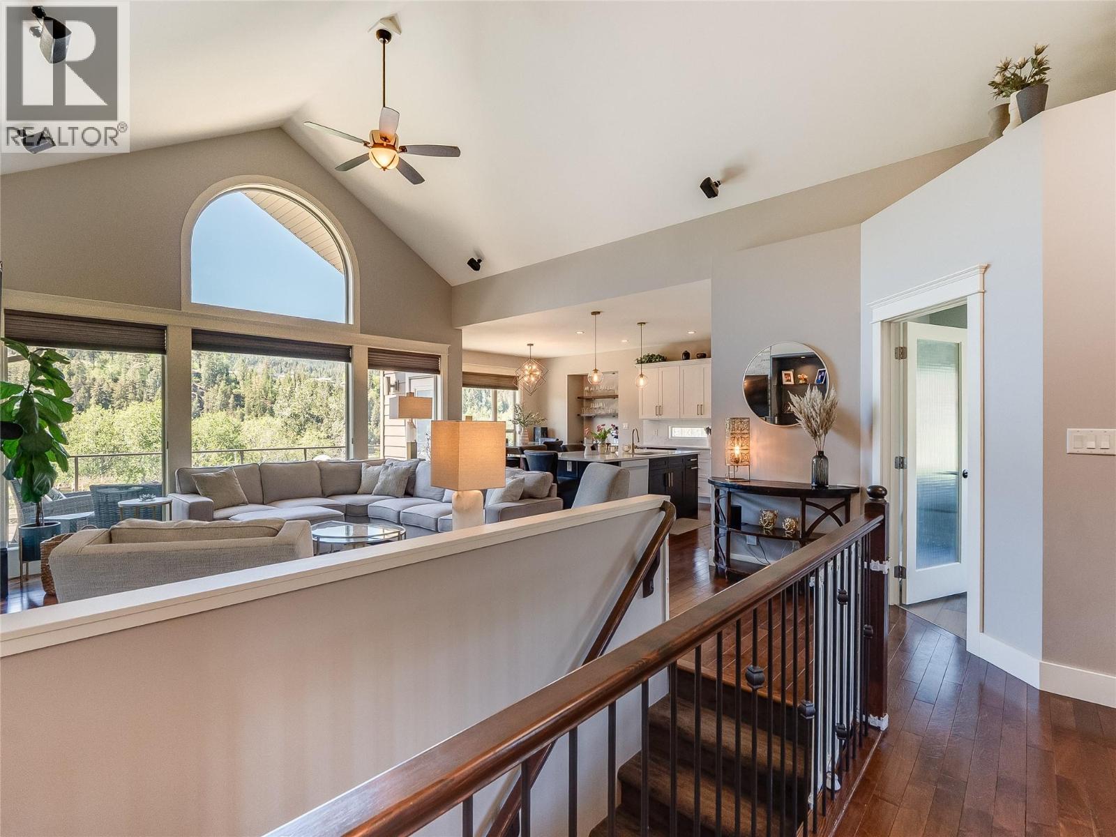 943 Riverview Place - 8