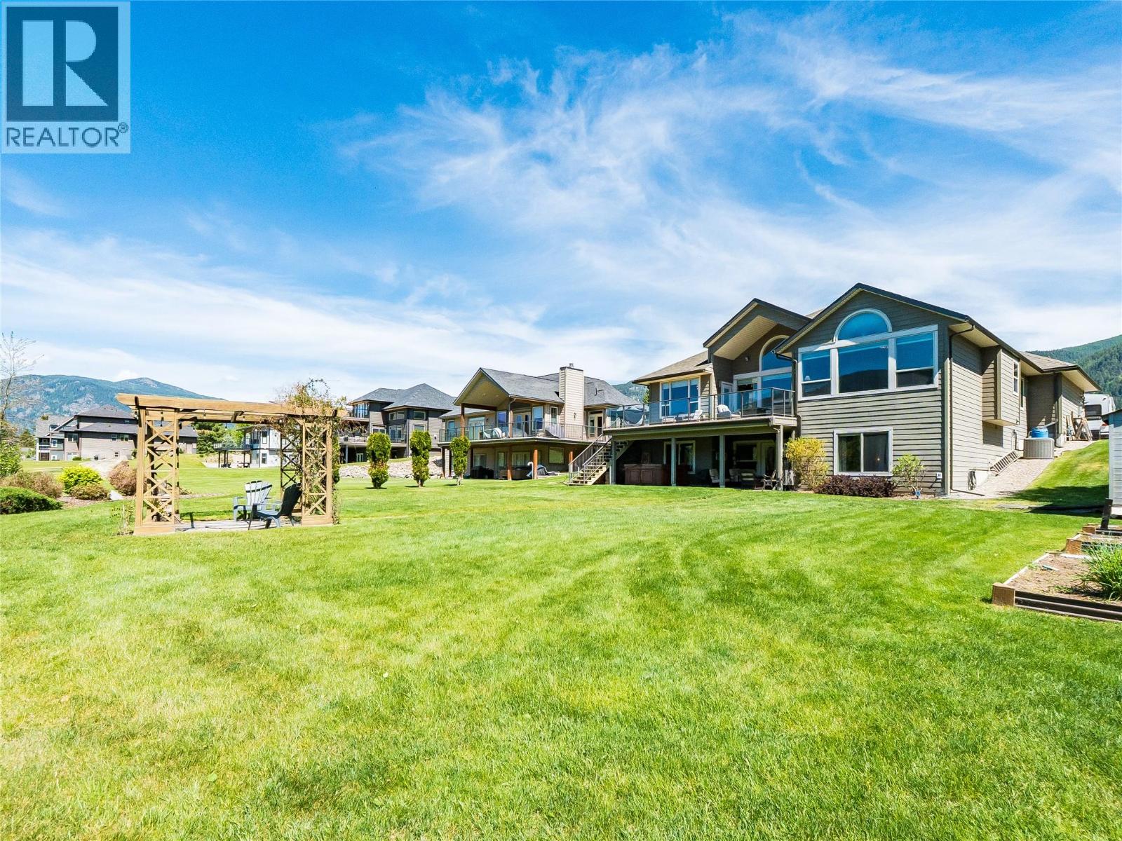 943 Riverview Place - 92