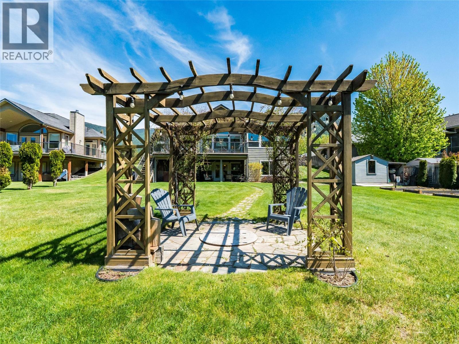 943 Riverview Place - 94
