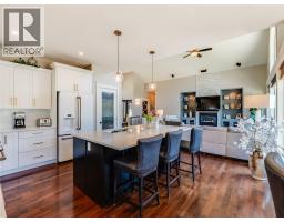 943 Riverview Place, Castlegar, BC V1N4L1 Photo 18