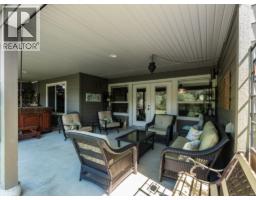 943 Riverview Place, Castlegar, BC V1N4L1 Photo 30