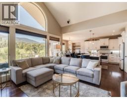 943 Riverview Place, Castlegar, BC V1N4L1 Photo 34