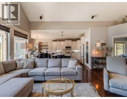 943 Riverview Place, Castlegar, BC V1N4L1 Photo 35