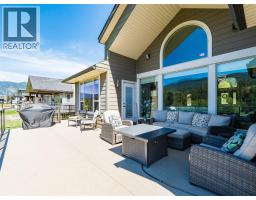 943 Riverview Place, Castlegar, BC V1N4L1 Photo 41