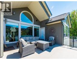 943 Riverview Place, Castlegar, BC V1N4L1 Photo 42