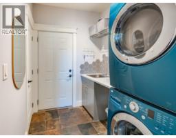 943 Riverview Place, Castlegar, BC V1N4L1 Photo 76