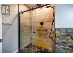 Laundry room - 3 Royal Oak Road, Kawartha Lakes, ON K0M2J0 Photo 7