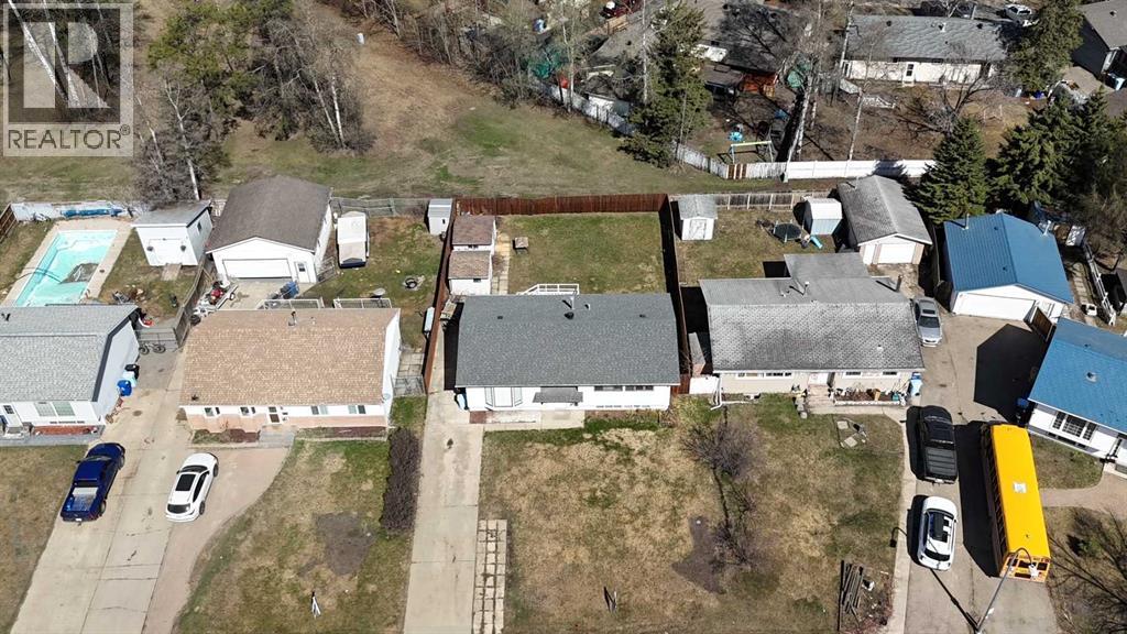 17 CLARK Crescent, Fort McMurray