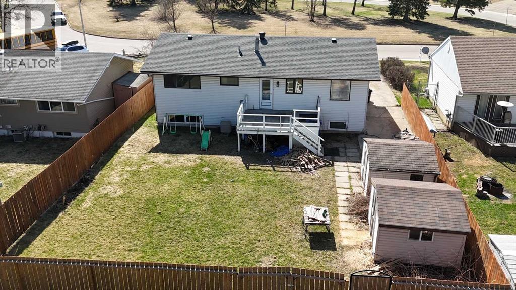 17 CLARK Crescent, Fort McMurray