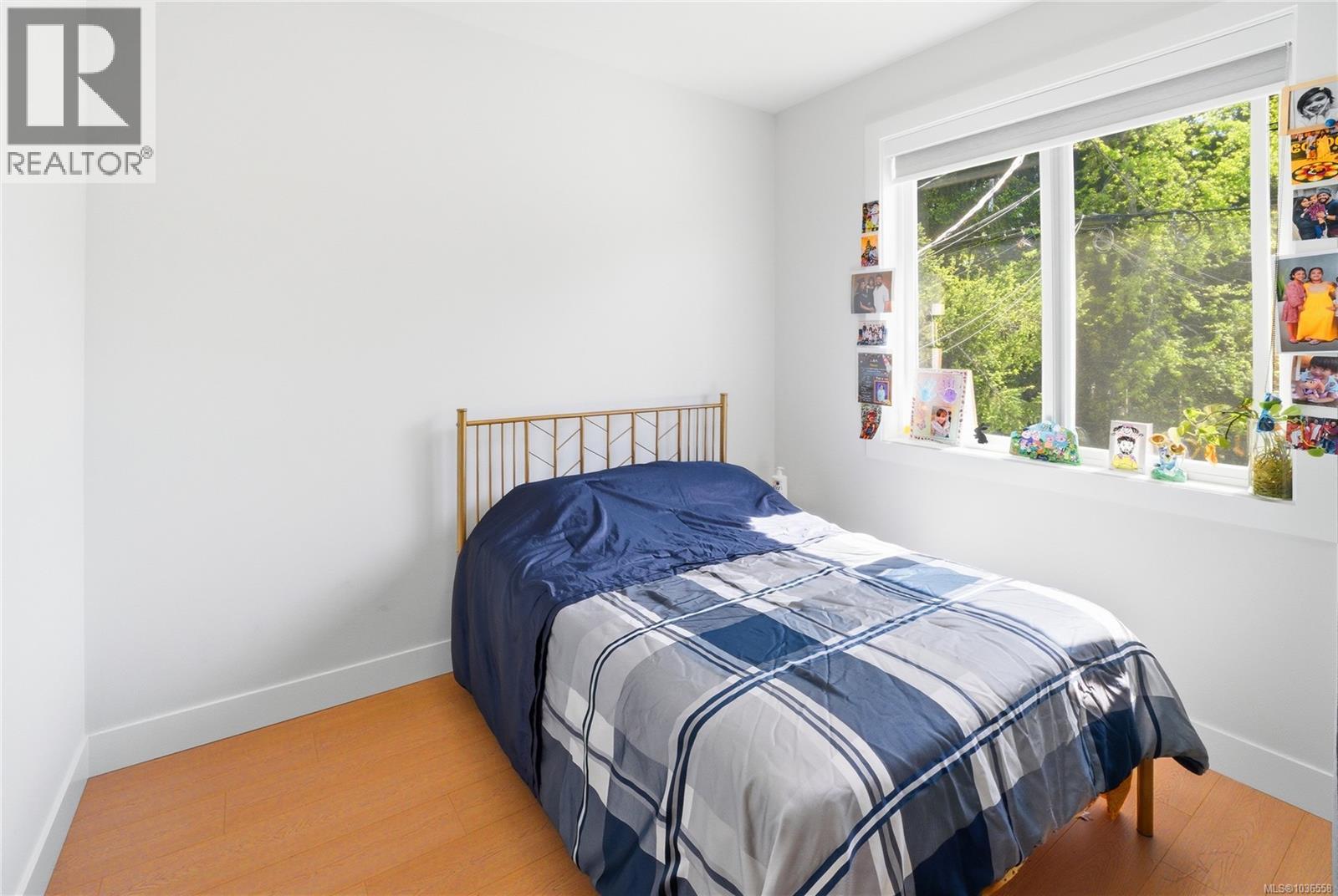 5254 Sherbourne Dr - 26
