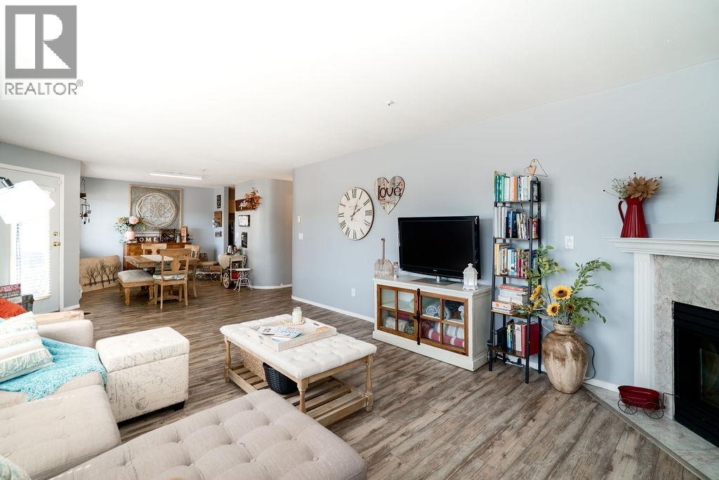 203 19130 FORD ROAD, Pitt Meadows