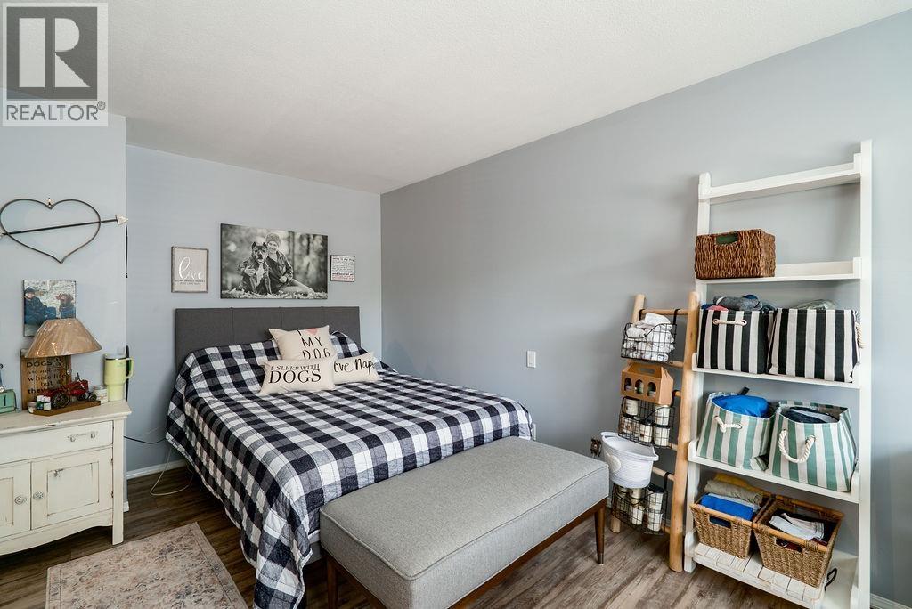 203 19130 FORD ROAD, Pitt Meadows