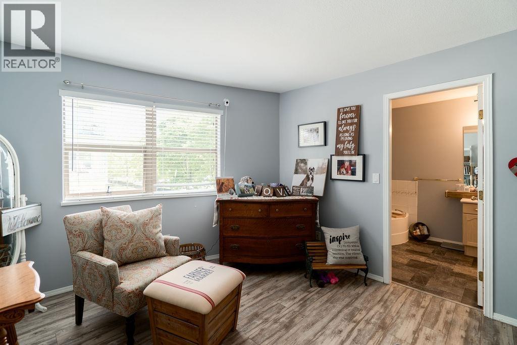 203 19130 FORD ROAD, Pitt Meadows