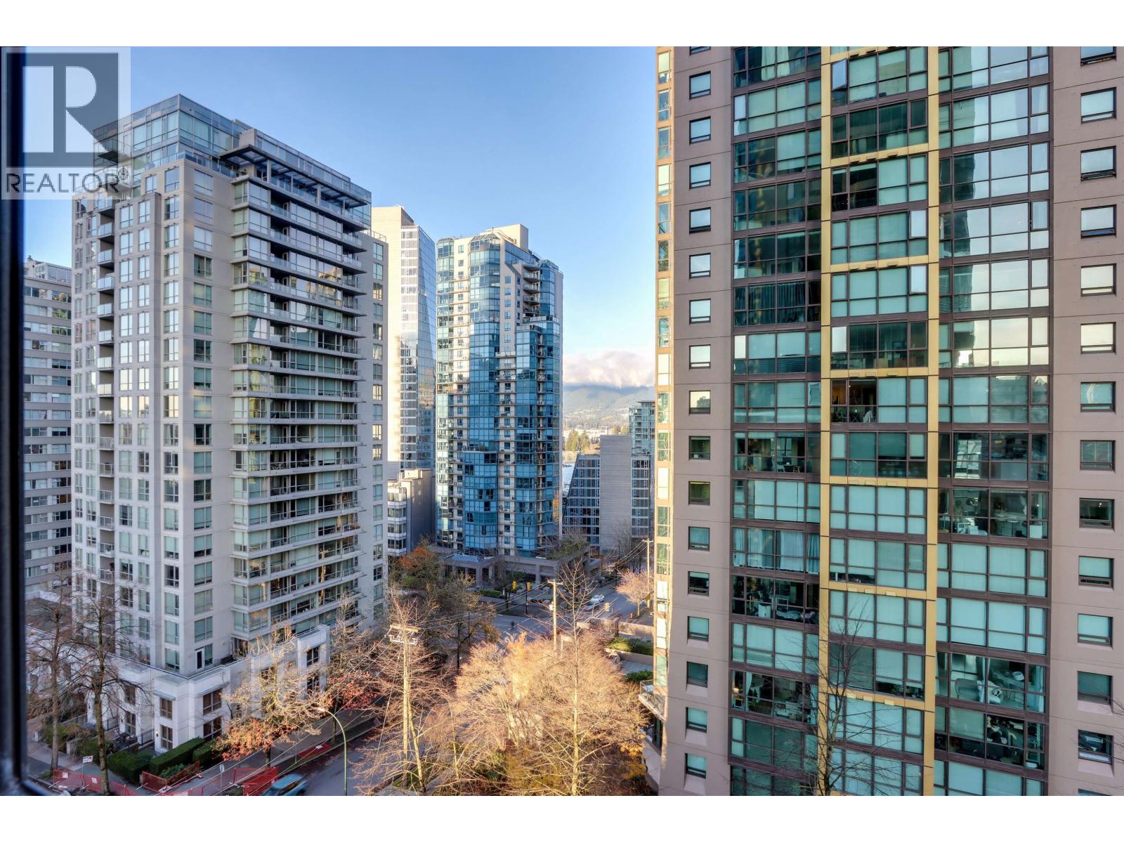 2 Bed, 2 Bath Apartment for Sale in Vancouver – 601 738 BROUGHTON STREET, Vancouver – MLS# R3123275 - Image 7