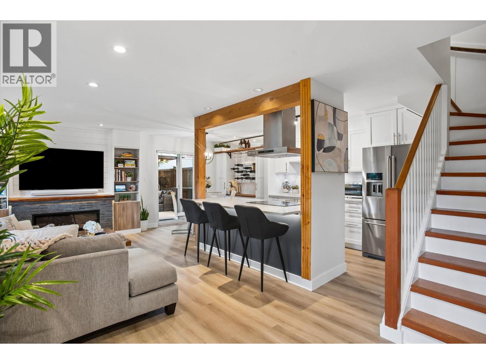 1 1255 E 15TH AVENUE, Vancouver