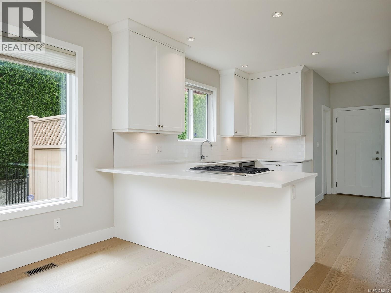 #4 10490 Resthaven Dr - 13