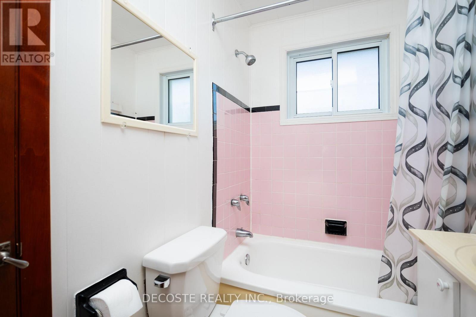 429 DOMINION STREET S - 14
