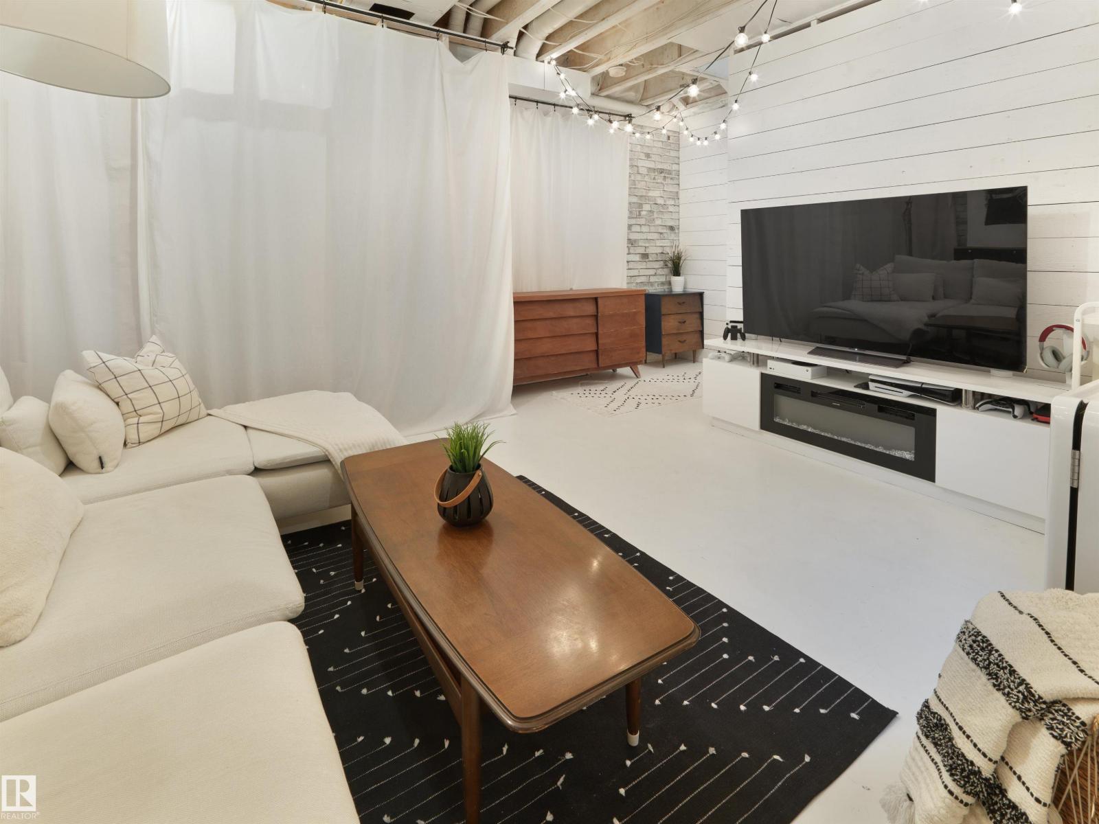 3608 8 AV SW - 20