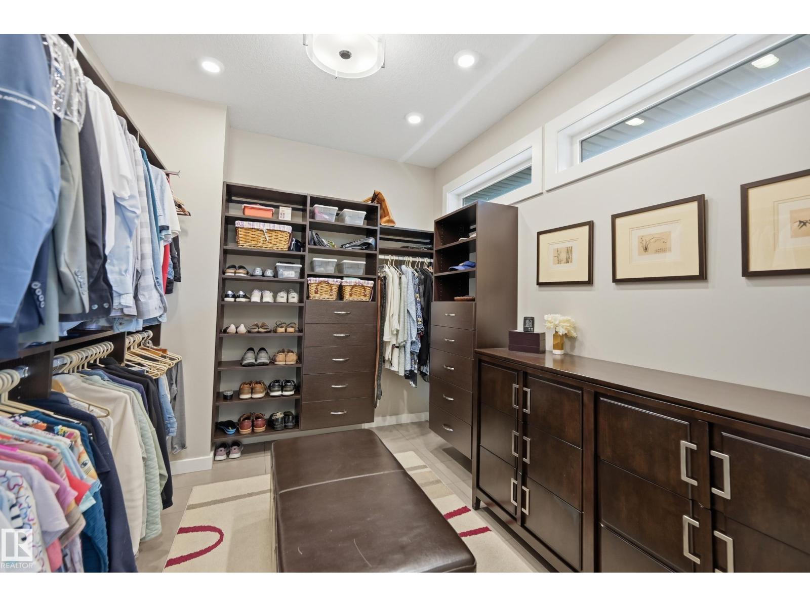 60 LACOMBE DR — photo 23