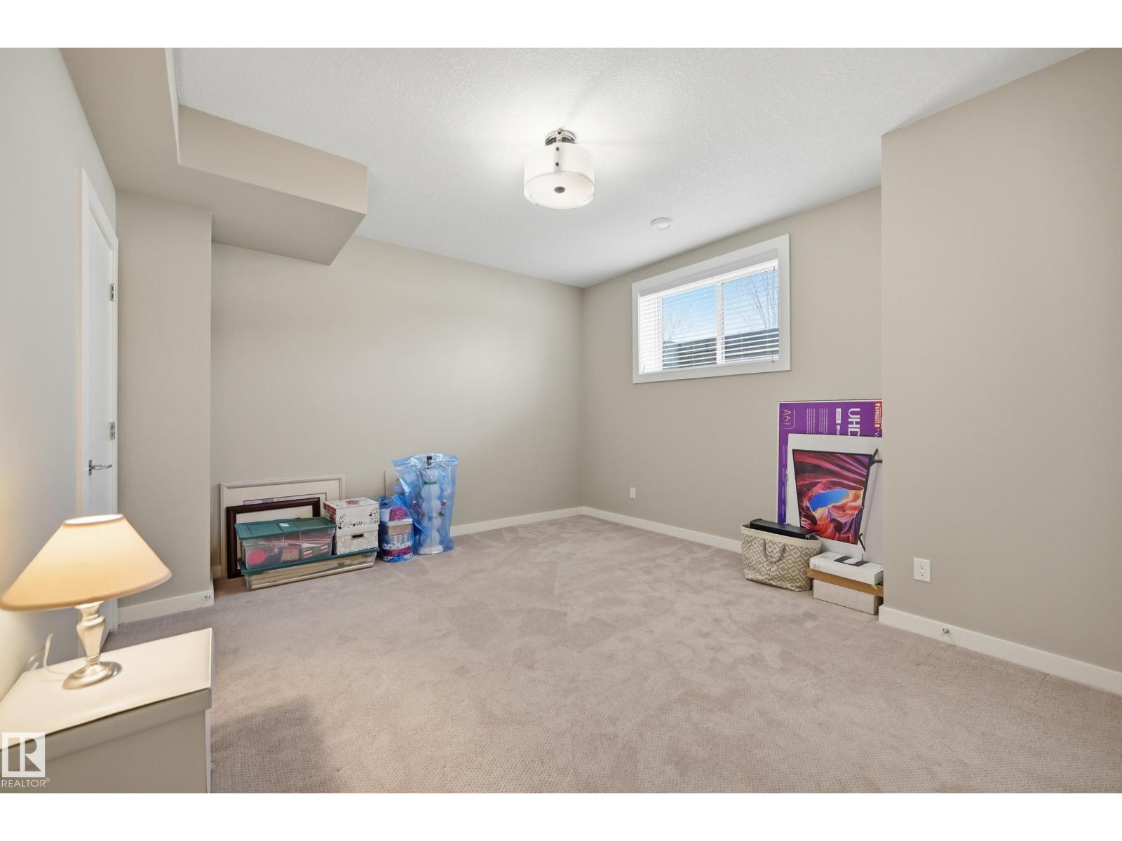 60 LACOMBE DR — photo 33