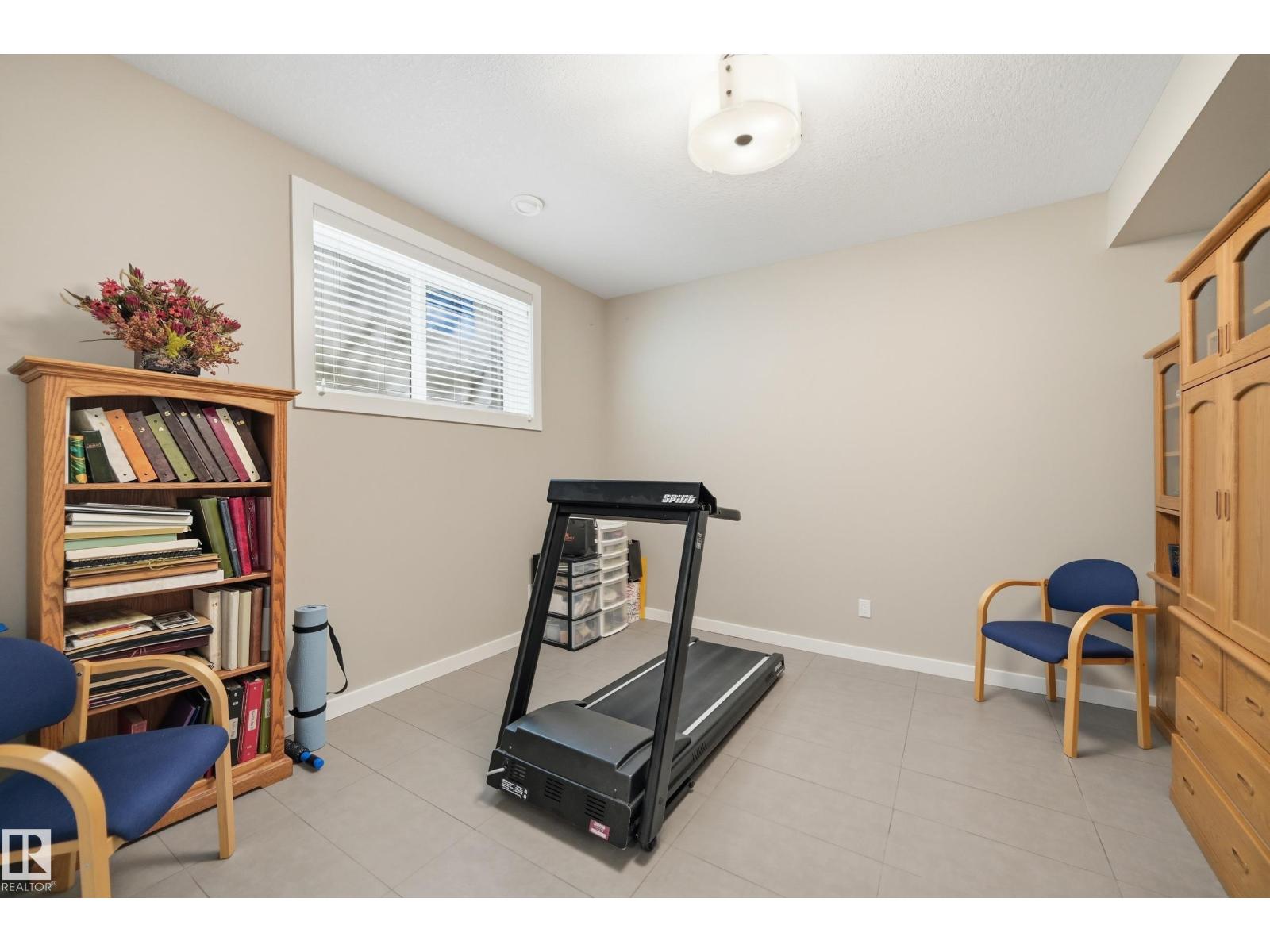 60 LACOMBE DR — photo 35