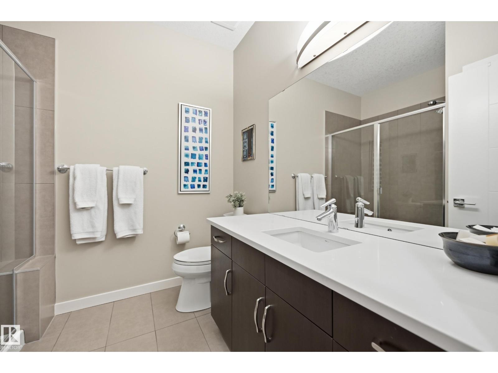 60 LACOMBE DR — photo 37