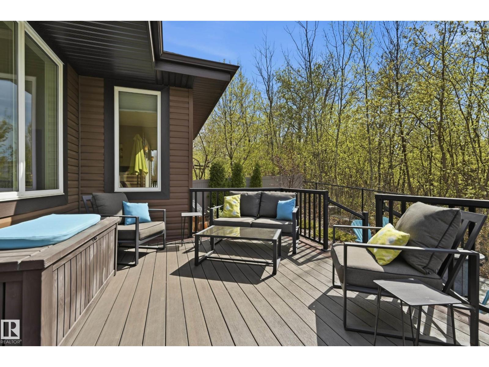 60 LACOMBE DR — photo 41