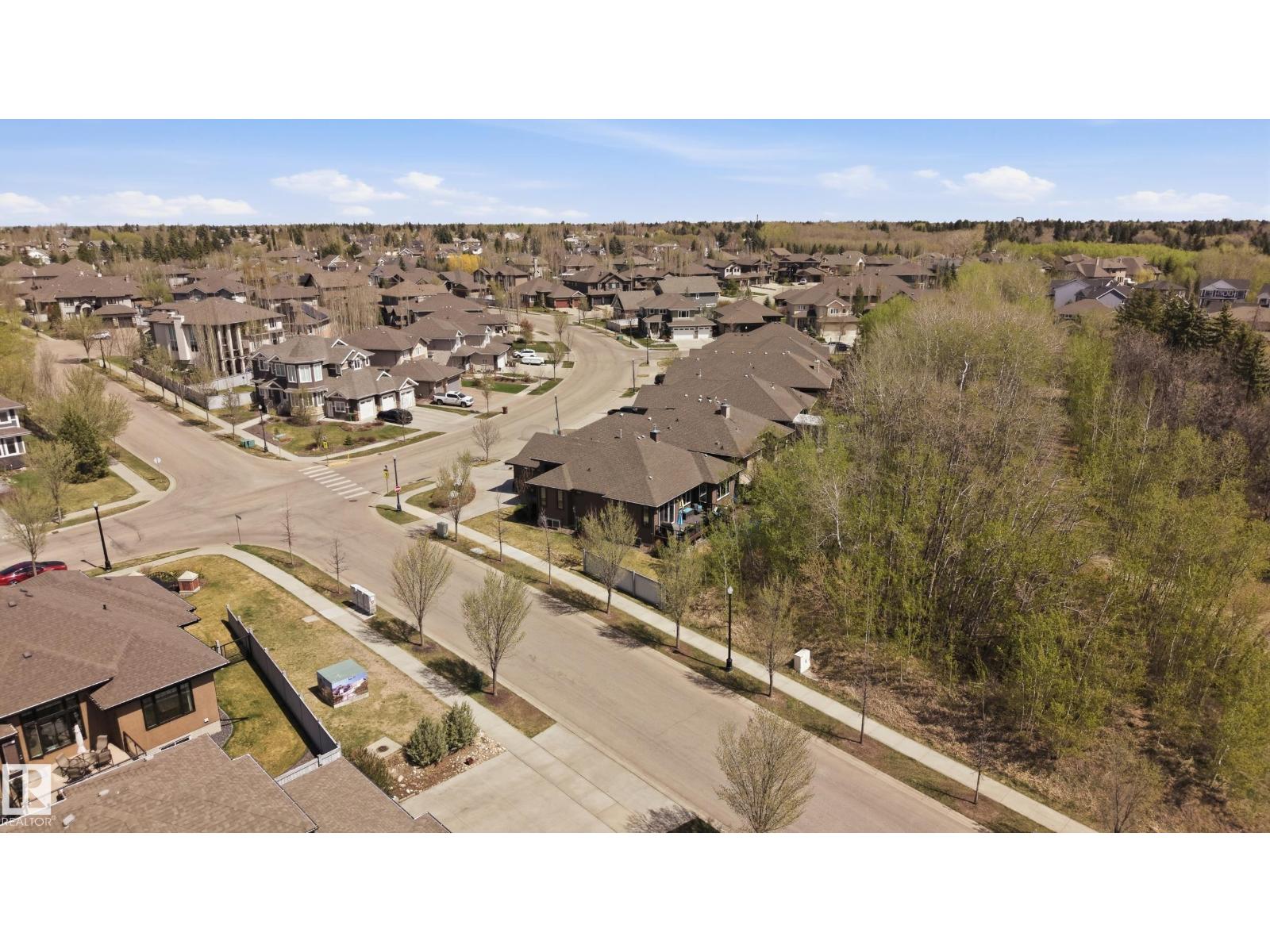 60 LACOMBE DR — photo 54