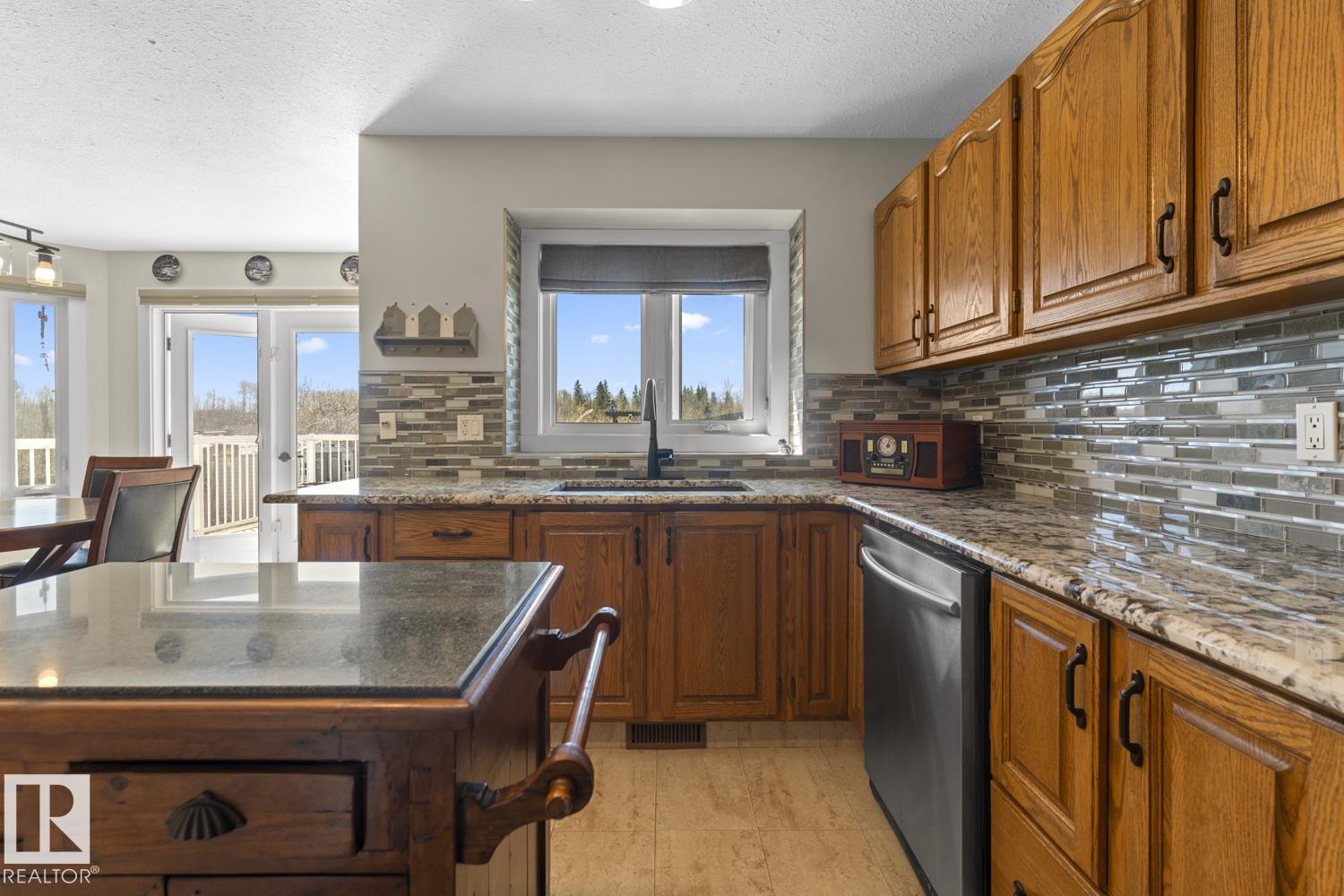 1938 FOREST DR — photo 9