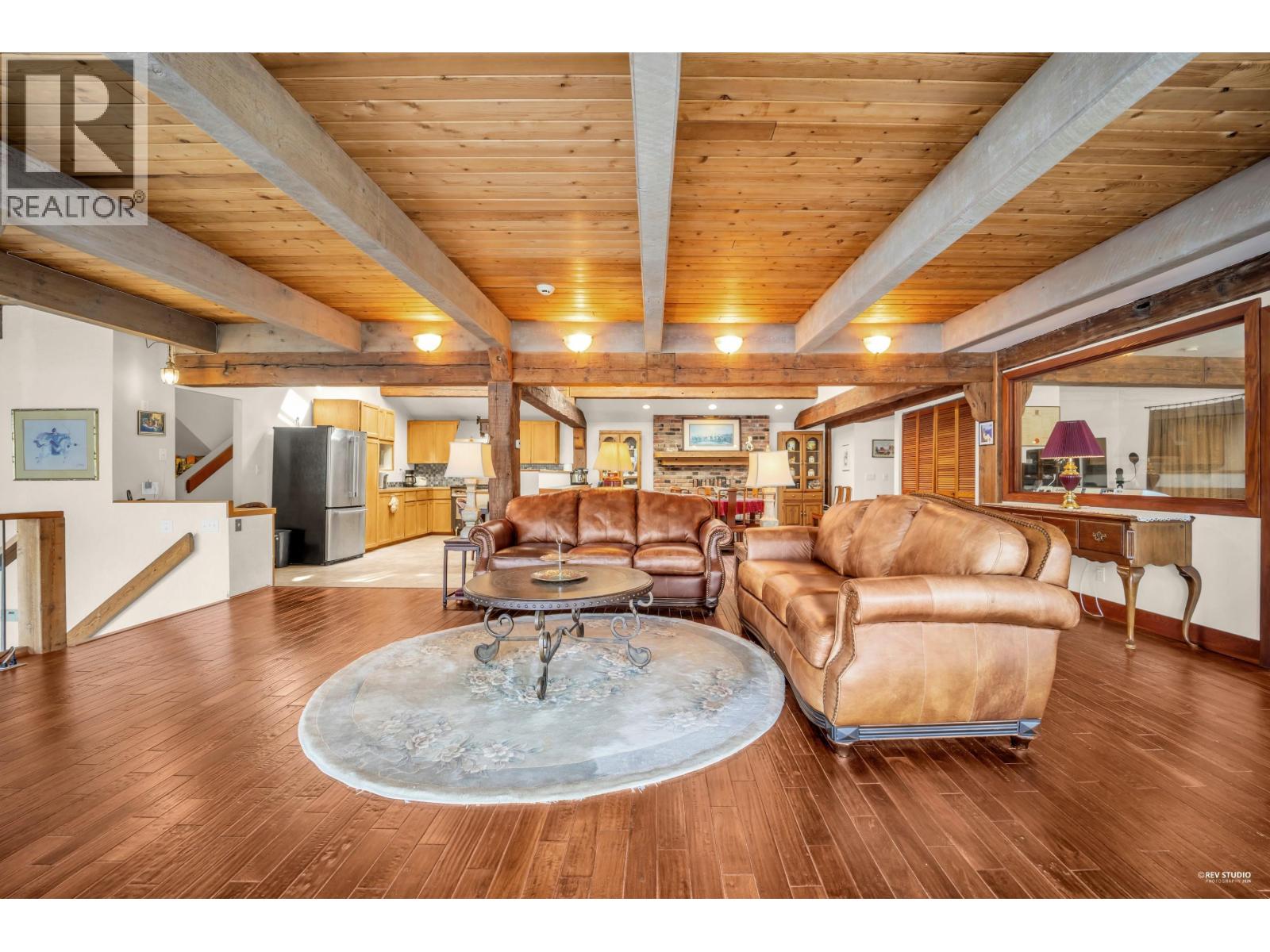 2136 LOCKEHAVEN ROAD, North Vancouver
