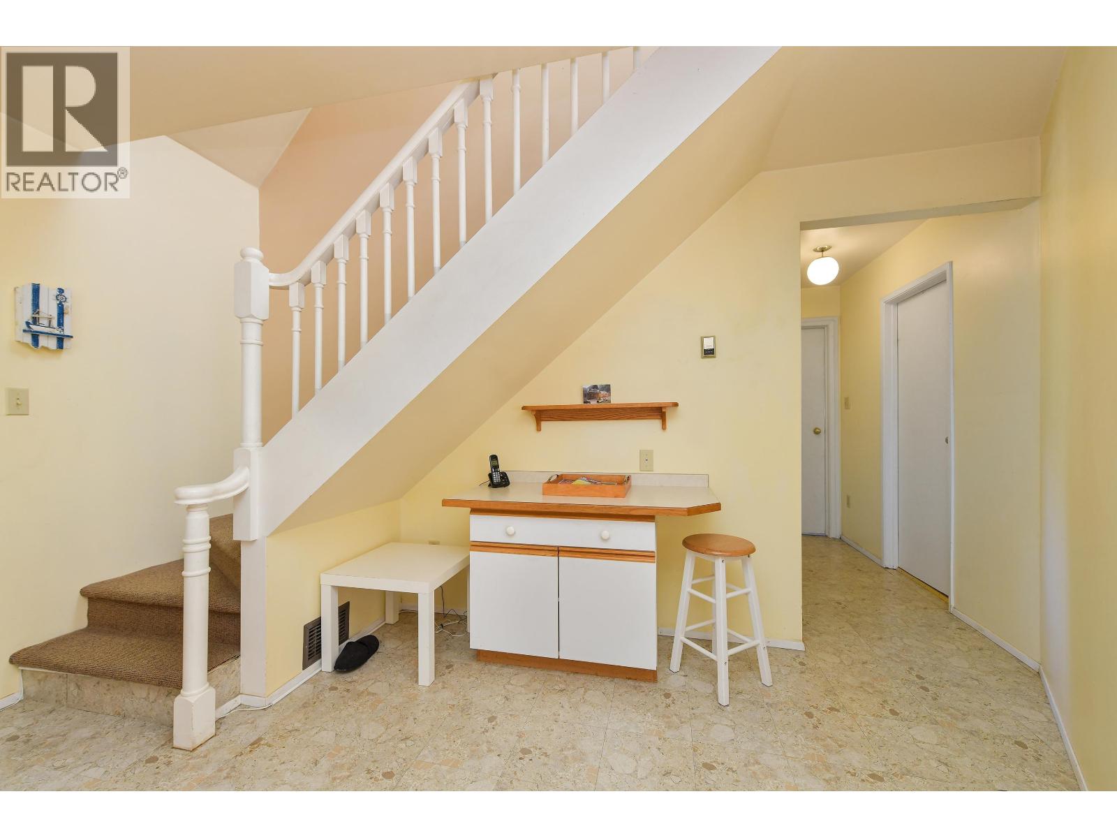 552 CLUB CRESCENT, Mayne Island