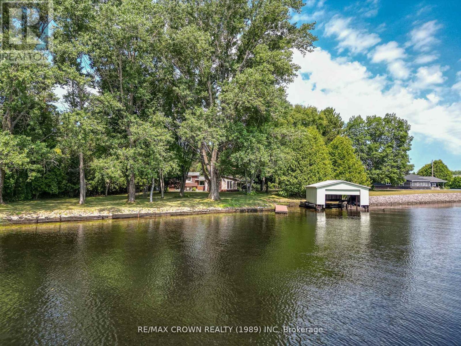 796 LALANDE ROAD - 2