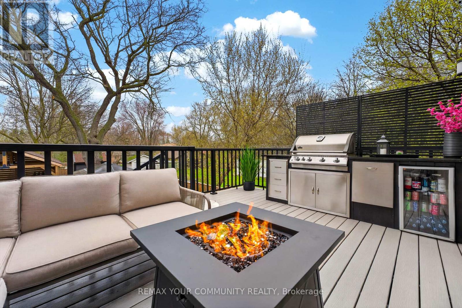 6 GRAYSON ROAD - 39