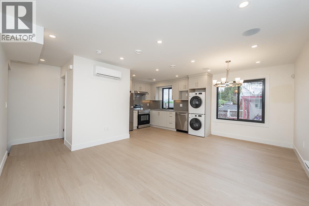 3 4875 ALBERT STREET — photo 2