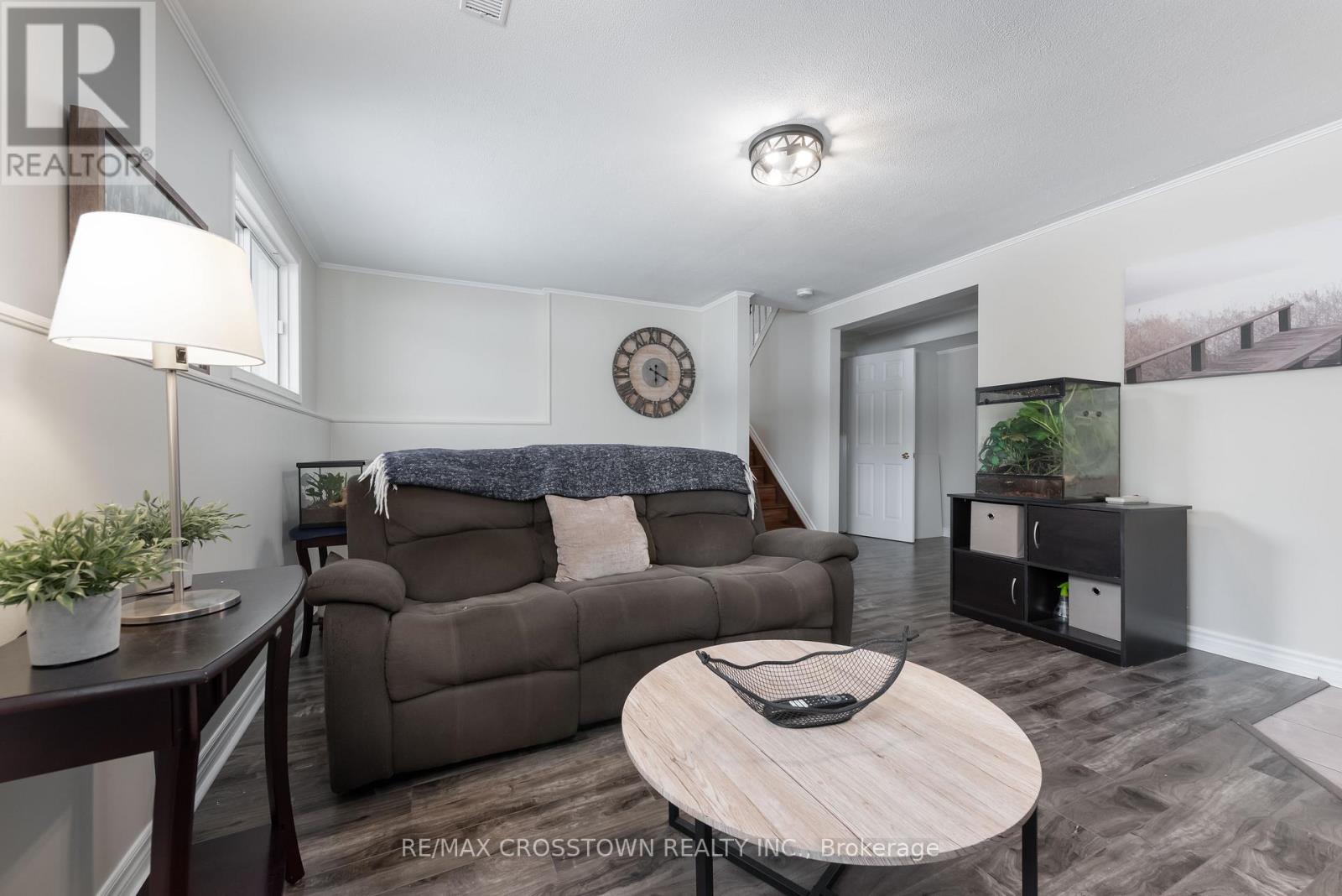 54 FOYSTON PARK CIRCLE - 23
