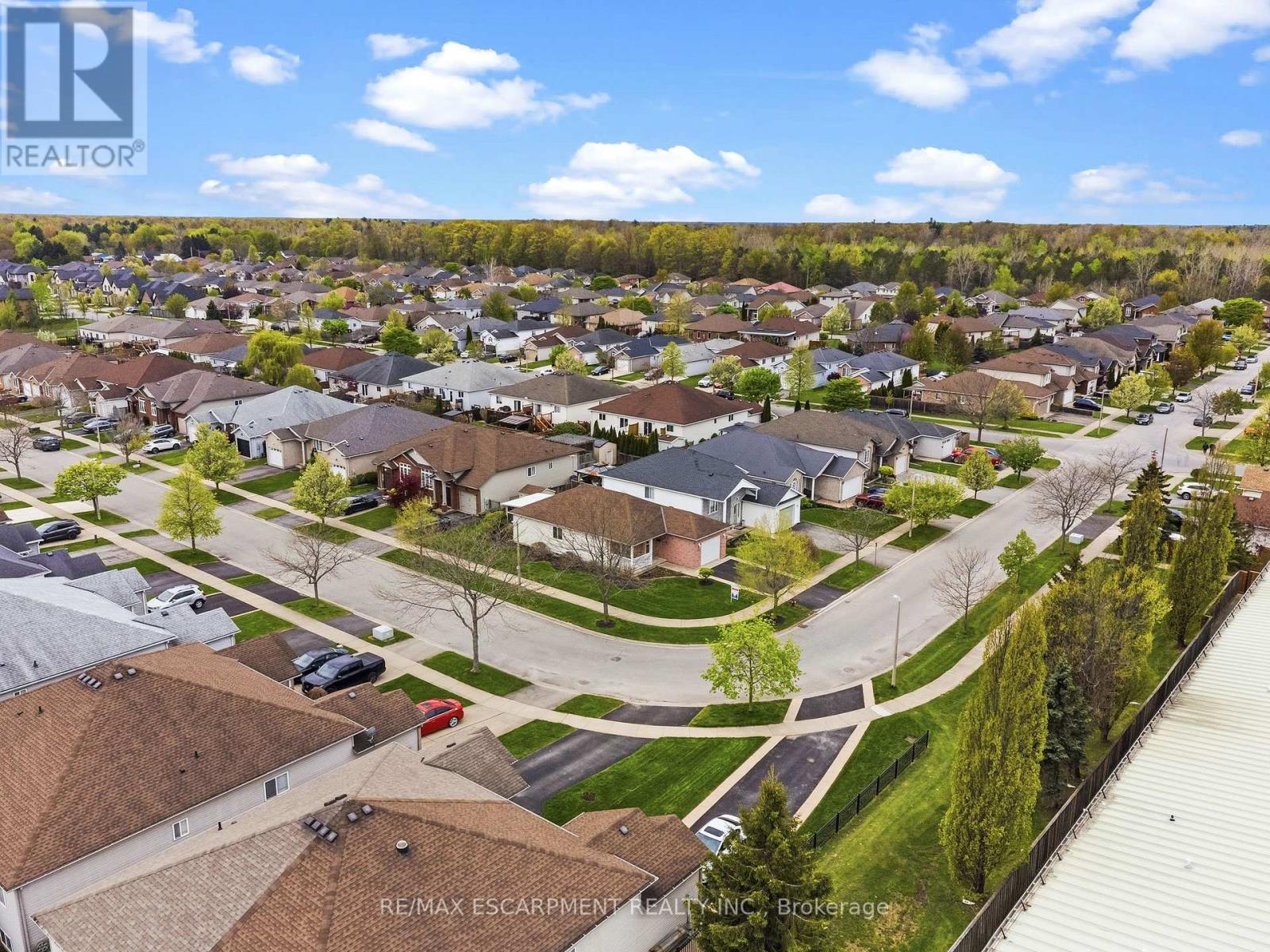 296 AUTUMN CRESCENT - 50