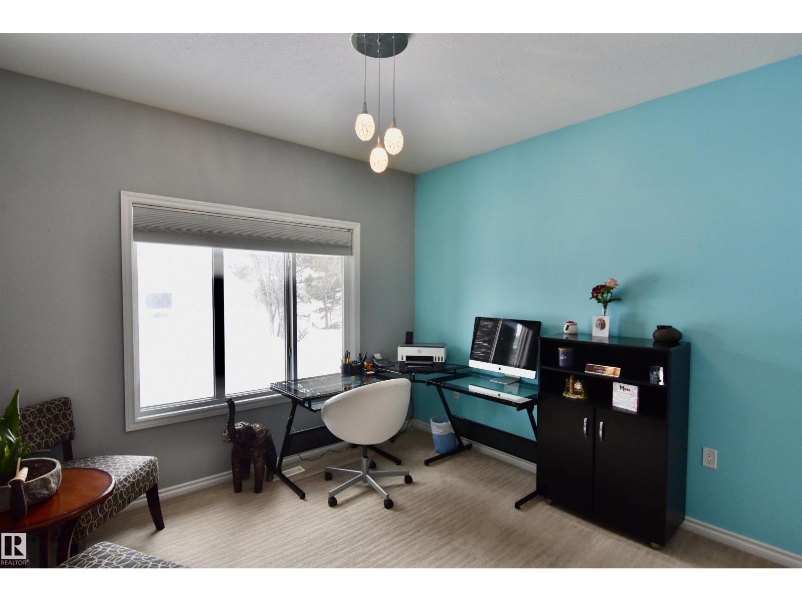 5604 54 AV — photo 32