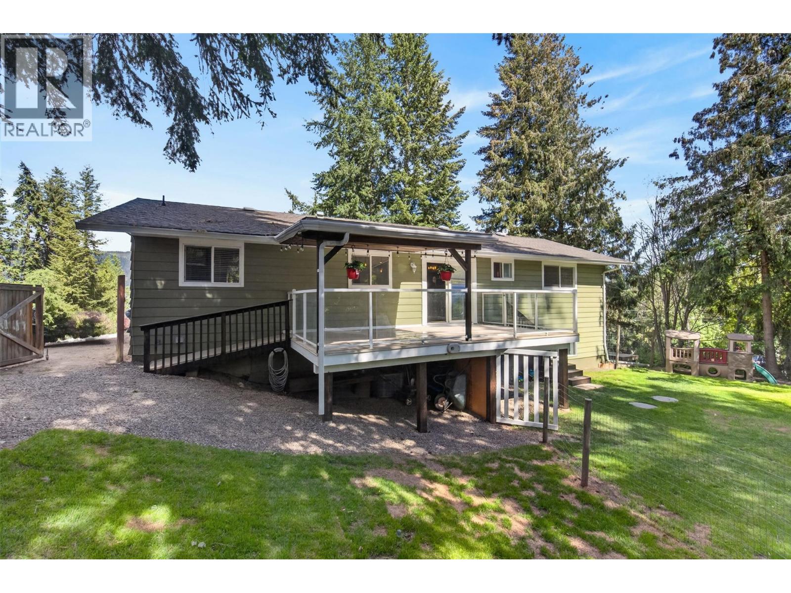  2354 Forest View Place, Blind Bay