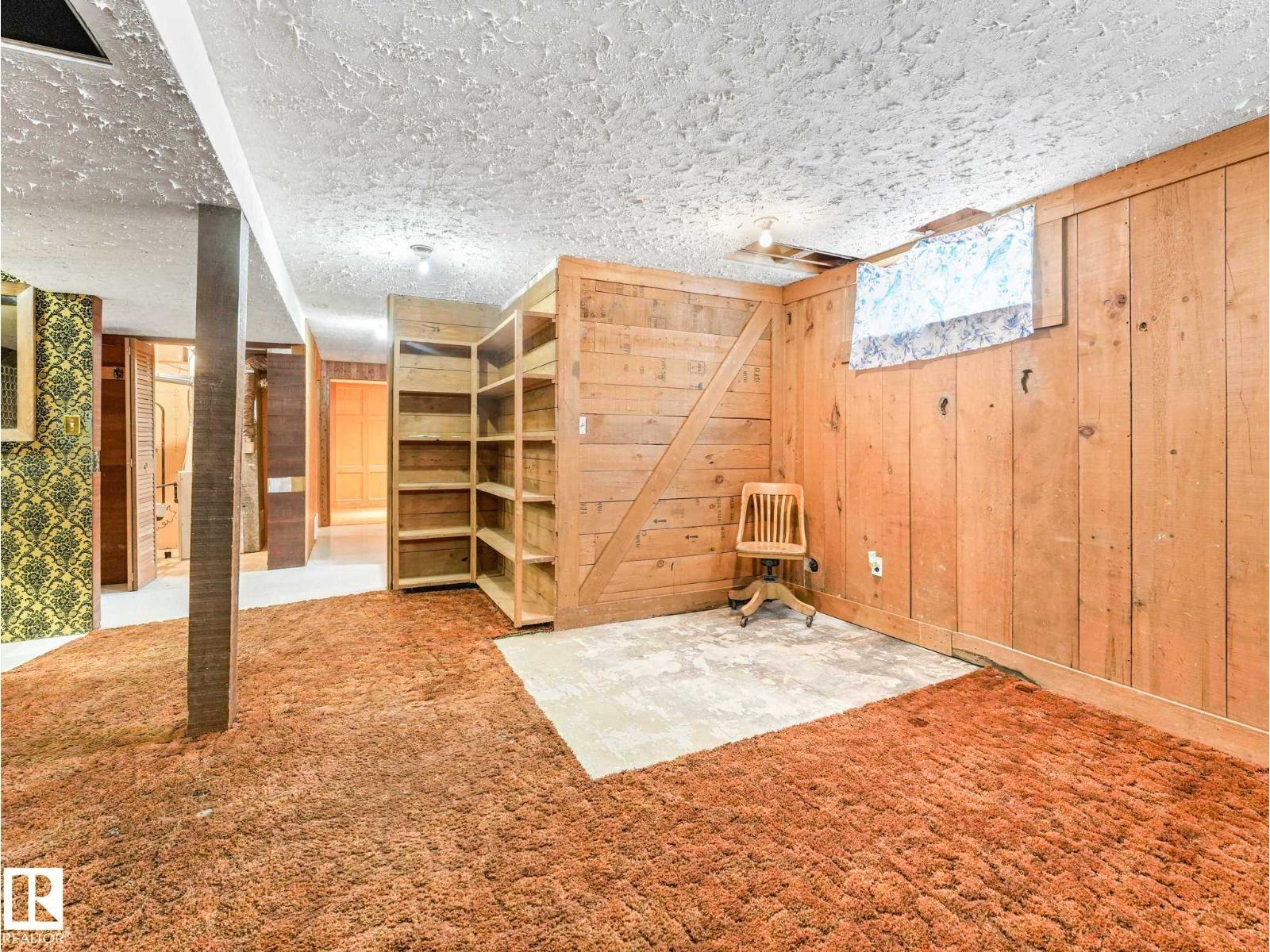 34 CAMELOT AV — photo 42