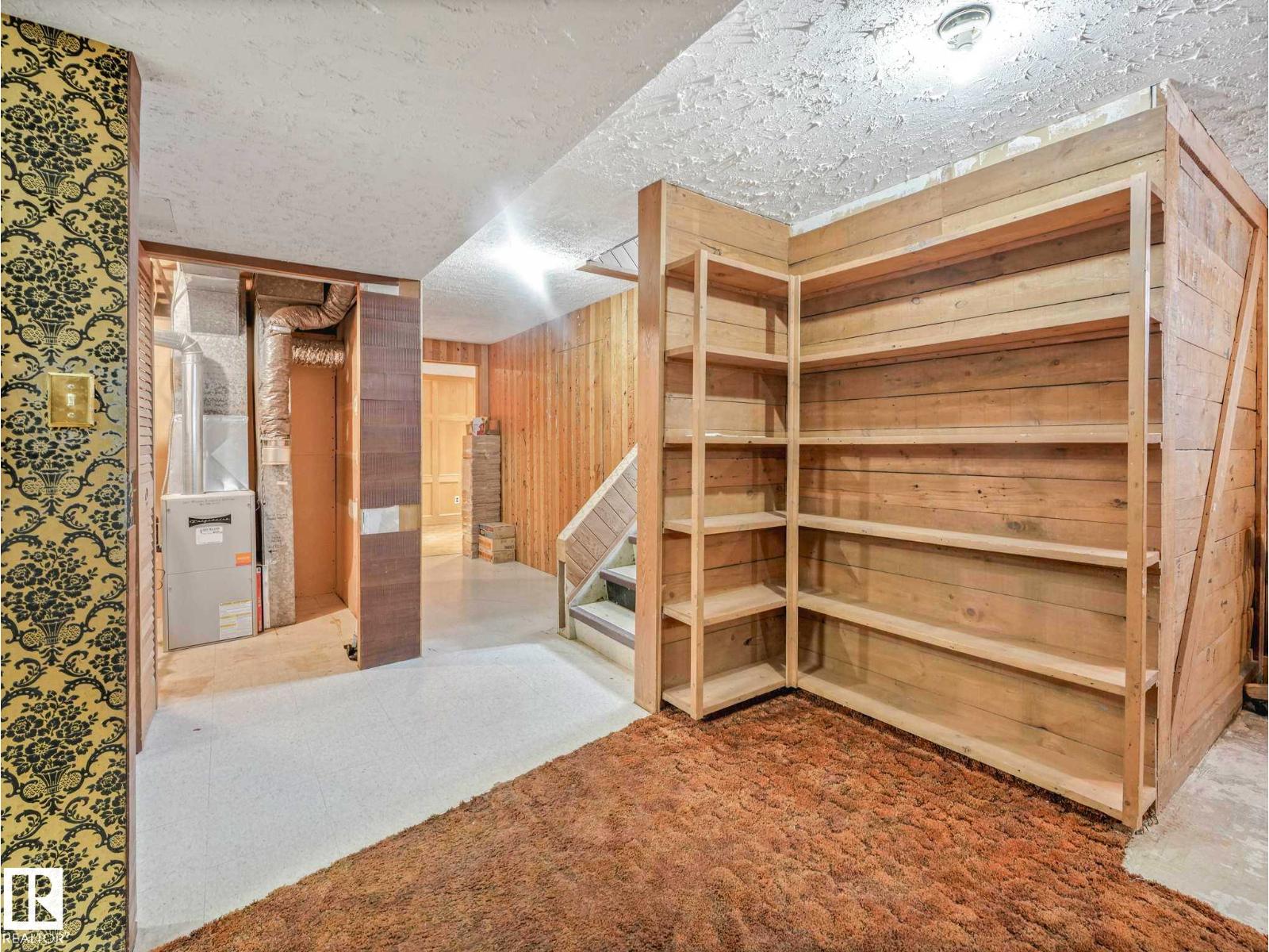 34 CAMELOT AV — photo 41