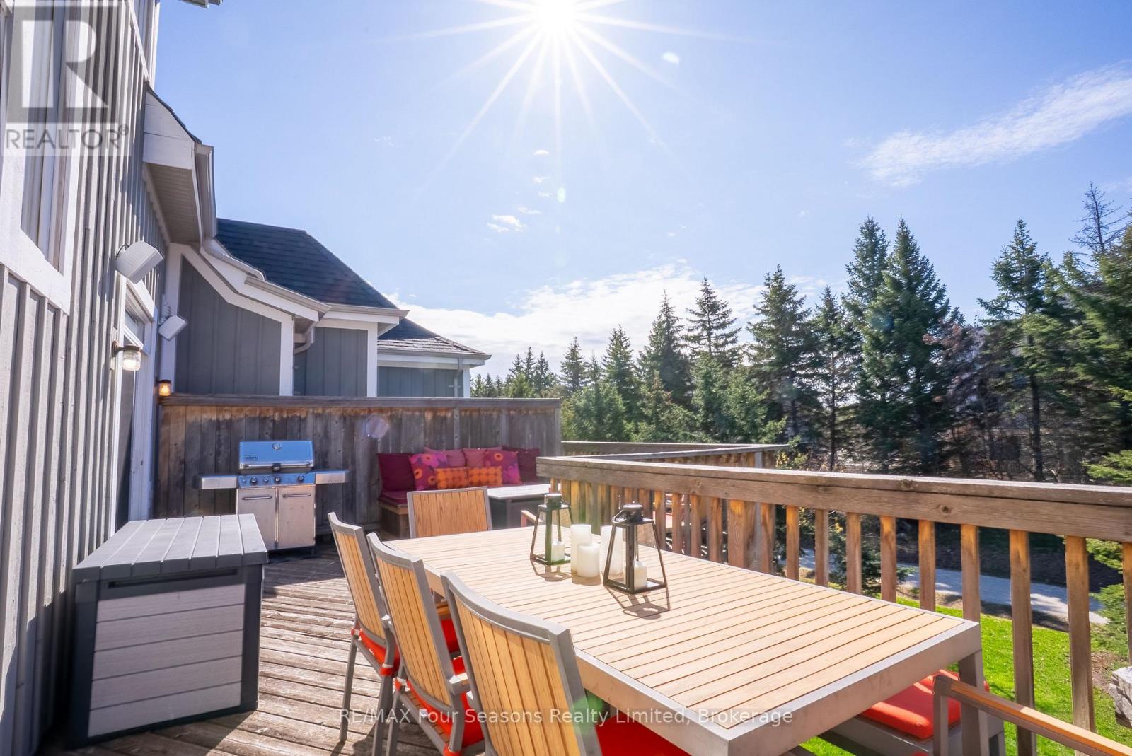 141 VENTURE BOULEVARD - 40