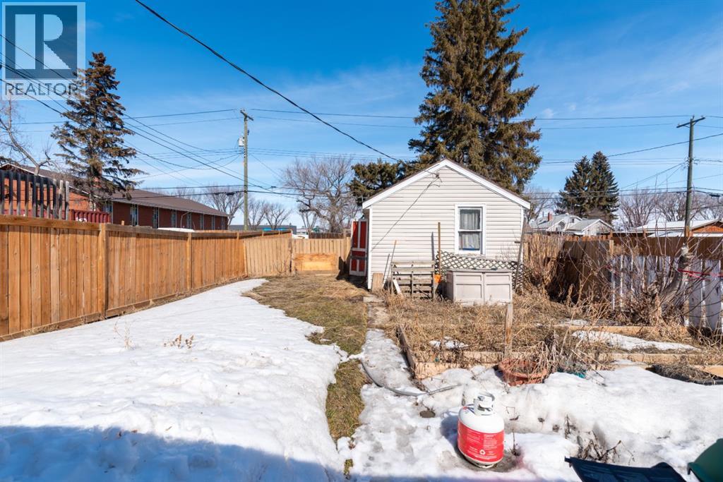 4726 49 Street - 15