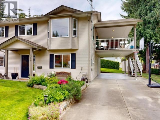 3280 CARIBOO AVE - 2