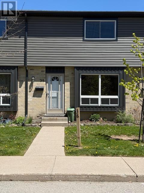 #39 475 SANDRINGHAM CRESCENT - 2