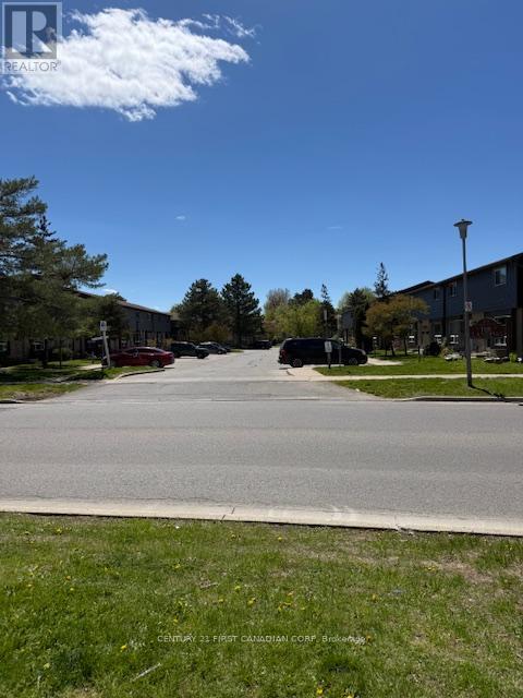 #39 475 SANDRINGHAM CRESCENT - 39