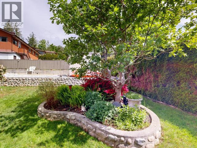 3280 CARIBOO AVE - 46