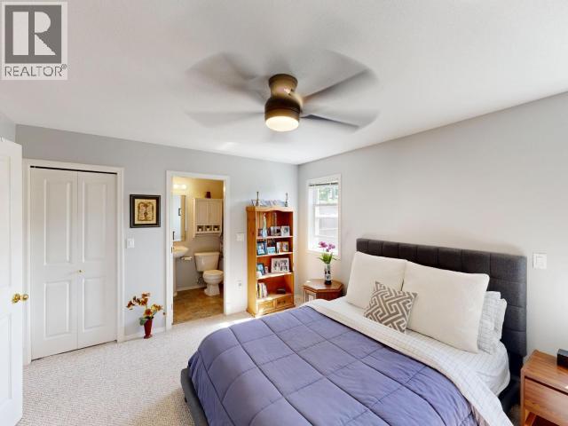 3280 CARIBOO AVE - 16