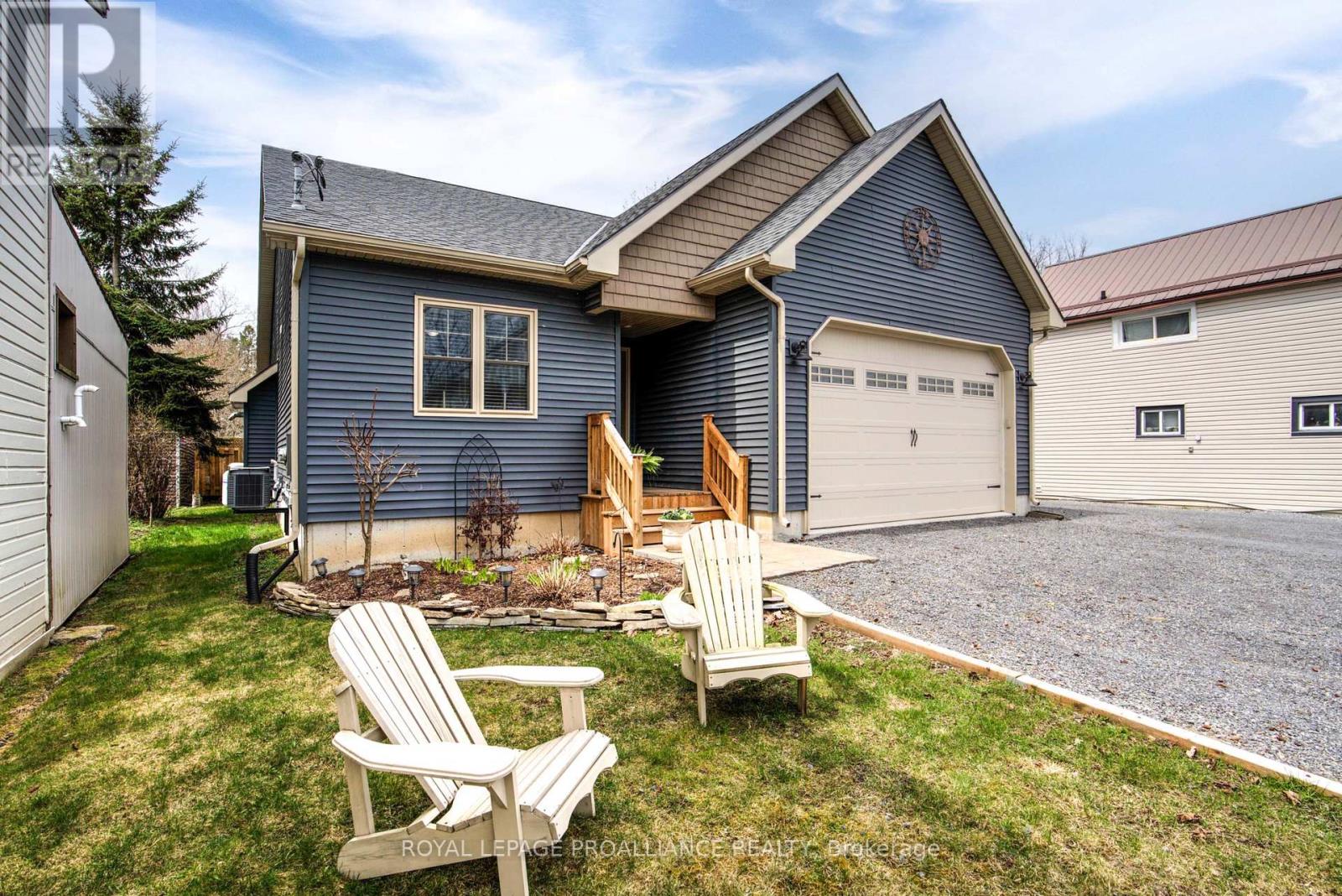 1086 PRINCE STREET - Image 2