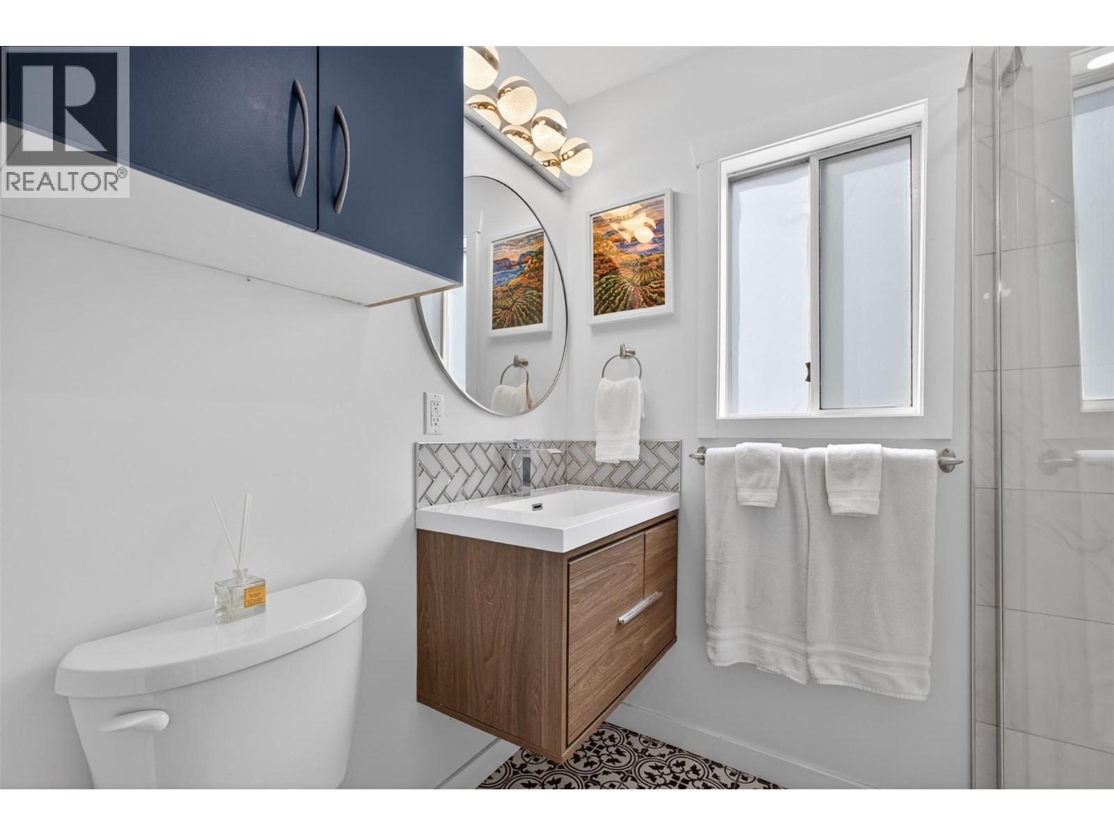 974 Creston Avenue - 13