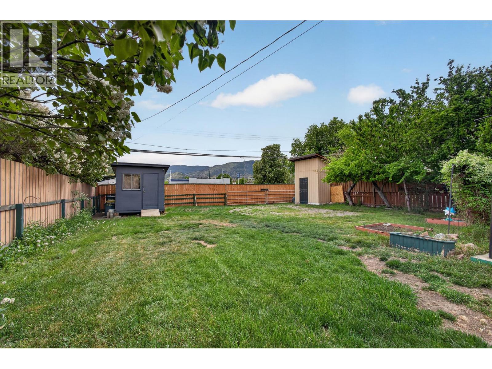 974 Creston Avenue, Penticton